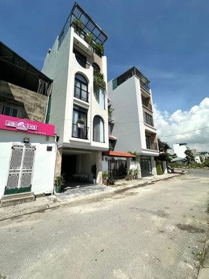 nhà siêu đẹp mặt vườn hoa tđc ngọc thuỵ bồ đề long biên