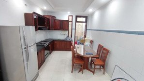 cho thuê nhà 3 tầng, 3pn, giá chỉ 8tr/tháng tại đường cầu diễn - bắc từ liêm