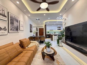 bán căn hộ đẹp bậc nhất sky garden - pmh, 3pn-2wc nhà full nội thấp cao cấp. lh: em huân