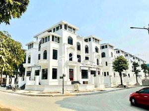 louis city cho thuê tầng 1 làm văn phòng giá cho thuê 14tr, tầng 2 - 3 là cmni giá cho thuê 7 - 8