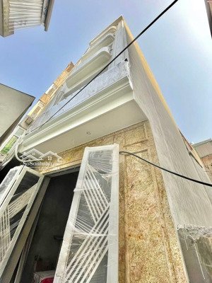 hơn 9 tỷ có nhà ba đình 38m2, 6t thang máy, mặt tiền 4.6m, 4 ngủ, sh quay trước cửa