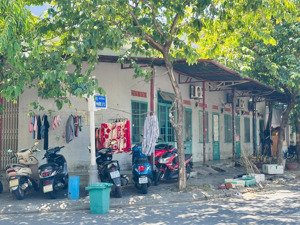 bán lô góc tặng dãy trọ đang kinh doanh đường đoàn văn cừ và phước lý 3