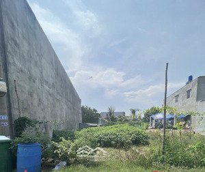 bán đất xã mỹ hạnh bắc, 110m2 thổ cư gần ngã ba mỹ hạnh, giá 950 triệu, ô tô vào đất lh 