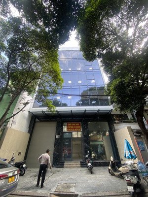 [cho thuê nhà đường hồng hà quận tân bình] 10x20 1700m2