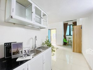 ccmn thang máy gác xép full đồ 44 trần thái tông chỉ 4tr1/tháng