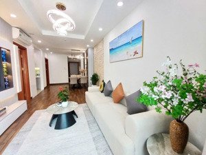 rẻ nhất dự án! gia đình căn bán căn góc 3 phòng ngủ, siêu thoáng,full đẹp, sổ đỏ sẵn mỹ đình plaza1