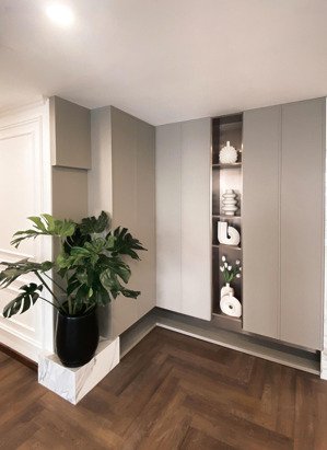 cho thuê căn hộ 4 phòng ngủ rộng 136m2 giá cực rẻ chỉ từ 25tr/tháng, vào luôn. liên hệ: 