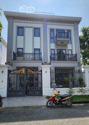 chính chủ cần cho thuê biệt thự lập nam thông. 6 phòng ngủ ,7wc