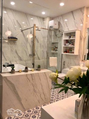 bán nhà siêu đẹp mt hoa lan p.2 phú nhuận . liên hệ điệp 