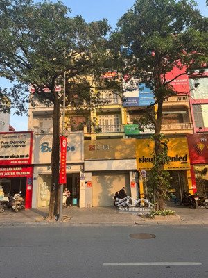 bán nhà mặt phố trung hòa - cầu giấy. diện tích 132m x 6 tầng. mặt tiền 5.6m.lh 