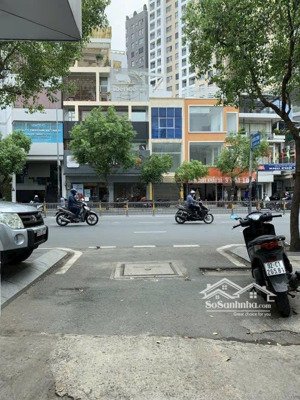 bán nhà 2 mặt tiền h8m tô hiến thành f14 q.10 , dt : 10x12 , trệt 3 lầu , hd thuê 60 tr giá 25 tỷ