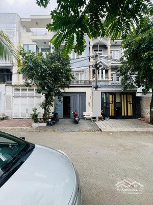 khu tên tửa aeon maill bình tân mtkd đường 32 nhà 4 tầng 14.7 tỷ