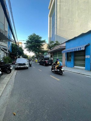 bán nhà mặt tiền - đường hải hồ - trung tâm đà nẵng