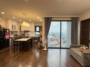 bán căn hộ chung cư 4pn 3wc 1 kho amber riverside 148m2 - full nội thất - giá 12 tỷ (thương lượng)