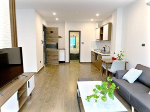 cho thuê ccmn tại xuân la,, 50m2, ô tô đỗ cửa, trung tâm tây hồ