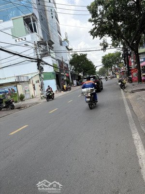 siêu phẩm nhà mặt tiền 3 tầng p8-q8 kinh doanh mọi ngành nghề nhỉnh 6 tỷ