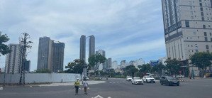 bán lô đất mặt tiền lê văn quý - sát ngay phạm văn đồng thông công viên biển đông