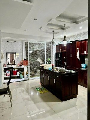 mặt tiền nguyễn xí, 4.4x20m tiện xây mới hầm 6 tầng, giá tốt 14,5 tỷ