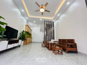 bán nhà đống đa - phố tây sơn, 32m2 x 5 tầng, mt 4,2m - 9.1 tỷ, lô góc,2 mặt thoáng, full nội thất