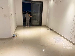 bán osimi tower 75m2,3pn chỉ 3ty300tr lh e 