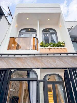 BÁN NHÀ PHỐ 1TRỆT 1LẦU – PHƯỜNG 4 – TRUNG TÂM TP. TÂN AN, LONG AN – 80m2 – GIÁ CHỈ 2 TỶ2 SHR
