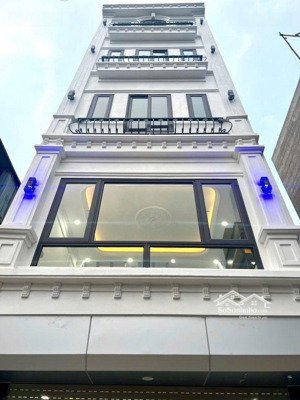 cần bán nhà riêng mới xây, ngõ thông ô tô, có thang máy 50m xây 6 tầng chỉ 11.7 tỷ.