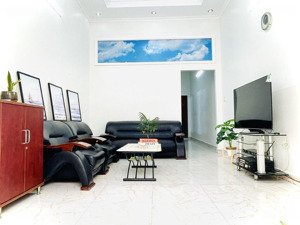 nhà mới full nội thất nhà trệt 4x22m 2 phòng 1 wc hẻm 47 nguyễn thị tần giá 14 triệu
