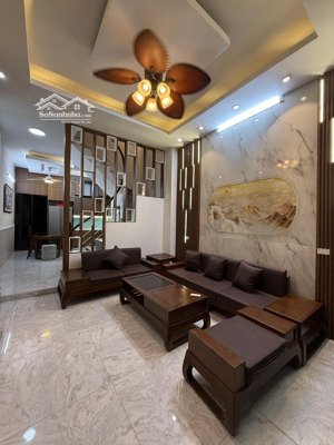 30m ra ngõ ô tô, thông các ngả, thoáng đẹp mới tinh, dt 43m2*4t, mt 4,2m, giá chào 9,85 tỷ