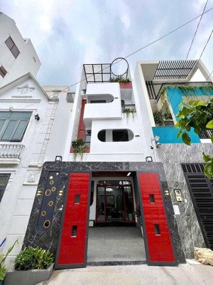 chính chủ cần bán nhà nguyễn tiểu la p8 q10 cách vạn hạnh mall 2p di chuyển, giá 3tỷ860, dt 82,8m2