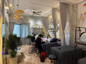 cho thuê phòng 45m2 lầu 1, ban công có hoặc không nội thất hoa lan phú nhuận