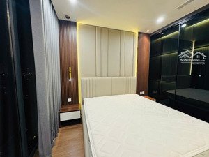 hot nhà mới bàn giao! cho thuê chung cư paragon - cầu giấy. 110m2 - 3 ngủ - đủ đồ đẹp. 19 triệu.