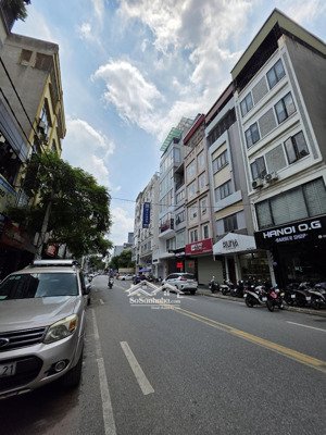 xã đàn. đống đa. tòa nhà 8 nổi 1 hầm dt 100m2 mt 6,5m siêu đẹp. 84,5 tỷ. đa công năng. đa mục đích.