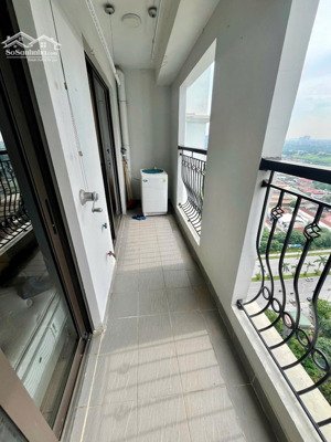 chính chủ cần bán gấp căn hộ iris garden ( 2pn 61m²) giá 4,9 tỷ.sổ đỏ,bao phí.