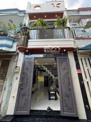 nhà mới vô ở ngay tặng full nội thất - hẻm xe hơi vào nhà ngay siêu thị emart gò vấp - giá 3.x tỷ