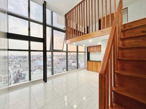 gác đúc cao 2m view kính rộng thoáng full nt tân phú gần đh văn hiến, công thương