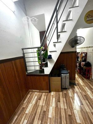 cho thuê nhà hẻm 535// thống nhất p16 gò vấp 3m x 8m 2pn 1wc 2 máy lạnh gần trường phan chu trinh