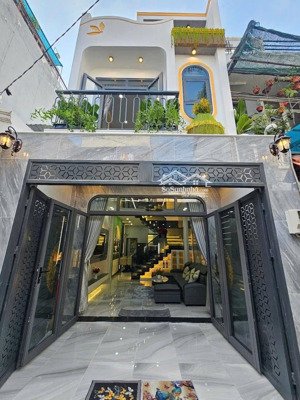 nhà 5 x 20m bán nhanh full nội thất ngay tt thủ dầu một bd