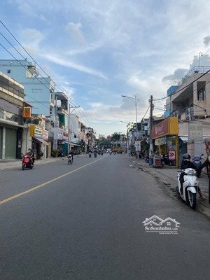 tìm chủ mới cho nền 148m2 nằm ngay trung tâm lái thiêu-cạnh bên bv qt becamex-siêu thị lotte mart