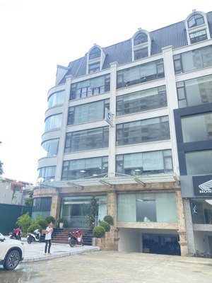 cho thuê mặt bằng kinh doanh và văn phòng tòa tại c+office tại 28 thành thái gần công viên cầu giấy