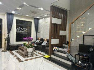 nhà phố lakeview city cần bán, nhà hoàn thiện đầy đủ nội thất đẹp, giá 20.5 tỷ. lh 