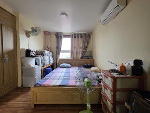 bán căn hộ chung cư 80m2, giá thỏa thuận tại 89 phùng hưng, view đẹp