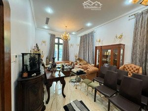 chỉ 46 tỷ. biệt thự cụm trần ngọc diện. p. thảo điền. dt(10x16m). nhà đẹp. 4 tầng.