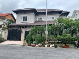 bán biệt thự cực kỳ đẹp góc 2mt đặng thuỳ trâm, bt - 182m2 - 3 tầng - full nội thất xịn chỉ - 25 tỷ