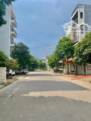 biệt thự 4 tầng - ngang 6m - 120m2 - tạ quang bửu quận 8 - chỉ 24 tỷ
