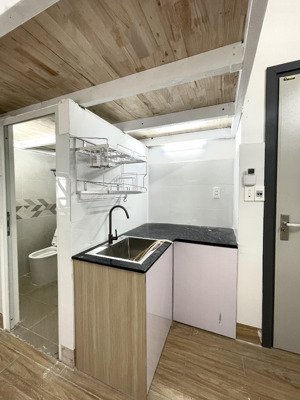 cho thuê chdv cuối đường lê trọng tấn cách huit 5'' đi xe
