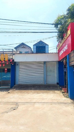 cho thuê kho nhẹ ngay mặt phố, giá rẻ, chỉ 100 nghìn/m2/th, chỉ 15 triệu/th, ~300m2 sàn