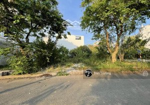 cần bán nền đối diện công viên kdc thạnh mỹ lợi-q2 (72m2). giá 5tỷ120