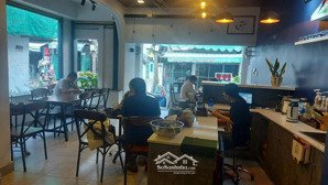 sát chung cư thuận việt q. 11! nhà 2 tấm hẻm 8m thiên phước p.9. dt: (5,5x10)m. giá: 7,5 tỷ (tl)