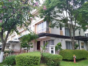 bán nhà phố 2 tầng tại eco xuân, giá 7,4 tỷ, 120m2, 5pn, 3wc. lh: em thanh hiền