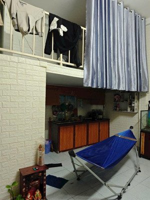 nhà becamex hòa lợi, sổ hồng 60 triệu. còn góp 20 năm: 300 triệu thuê 1,6 tr/th. sài gòn mua được